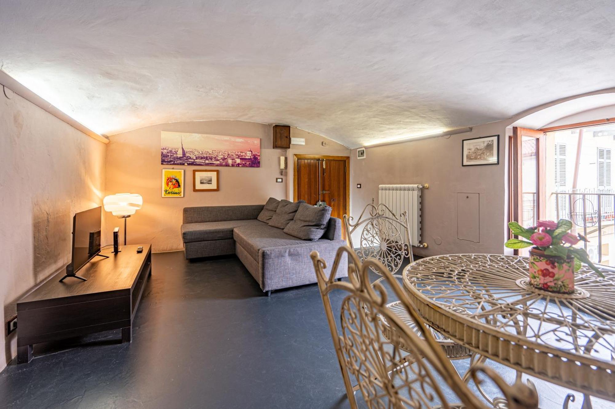 Loft Verga, Cuore E Stile In Centro A Torino 외부 사진