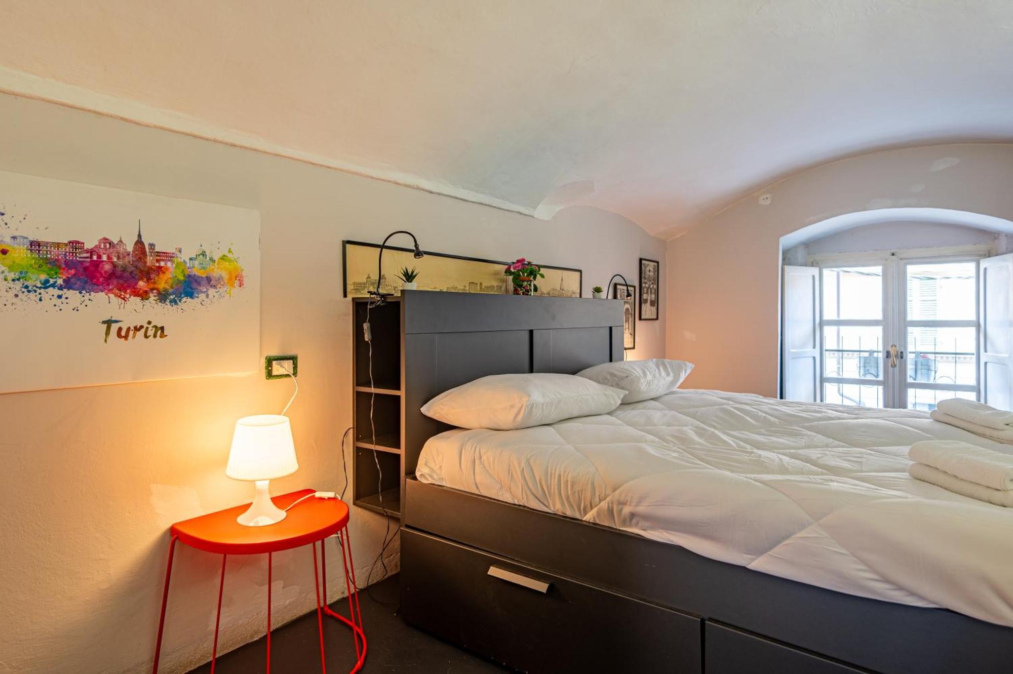 Loft Verga, Cuore E Stile In Centro A Torino 외부 사진