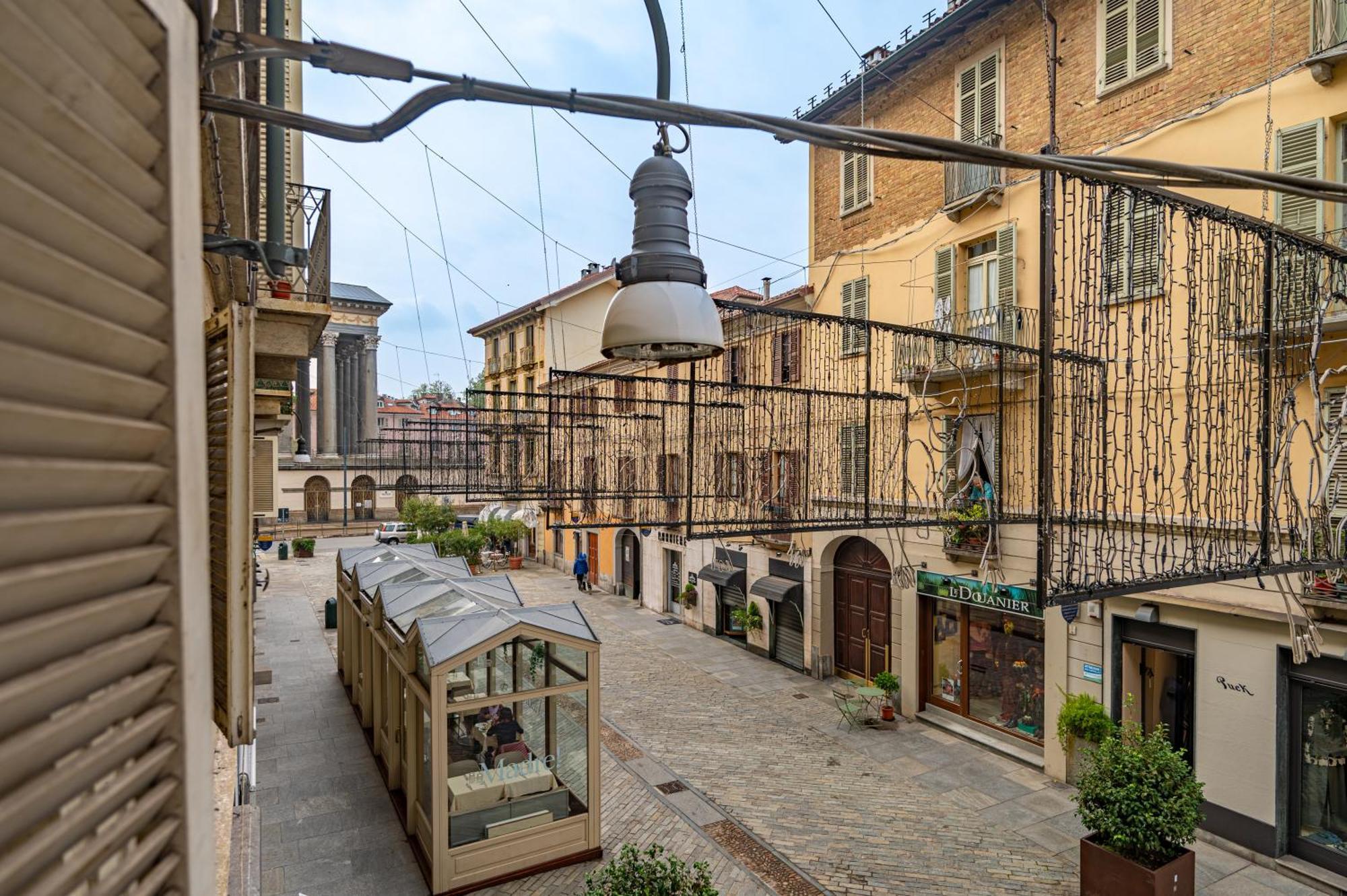 Loft Verga, Cuore E Stile In Centro A Torino 외부 사진
