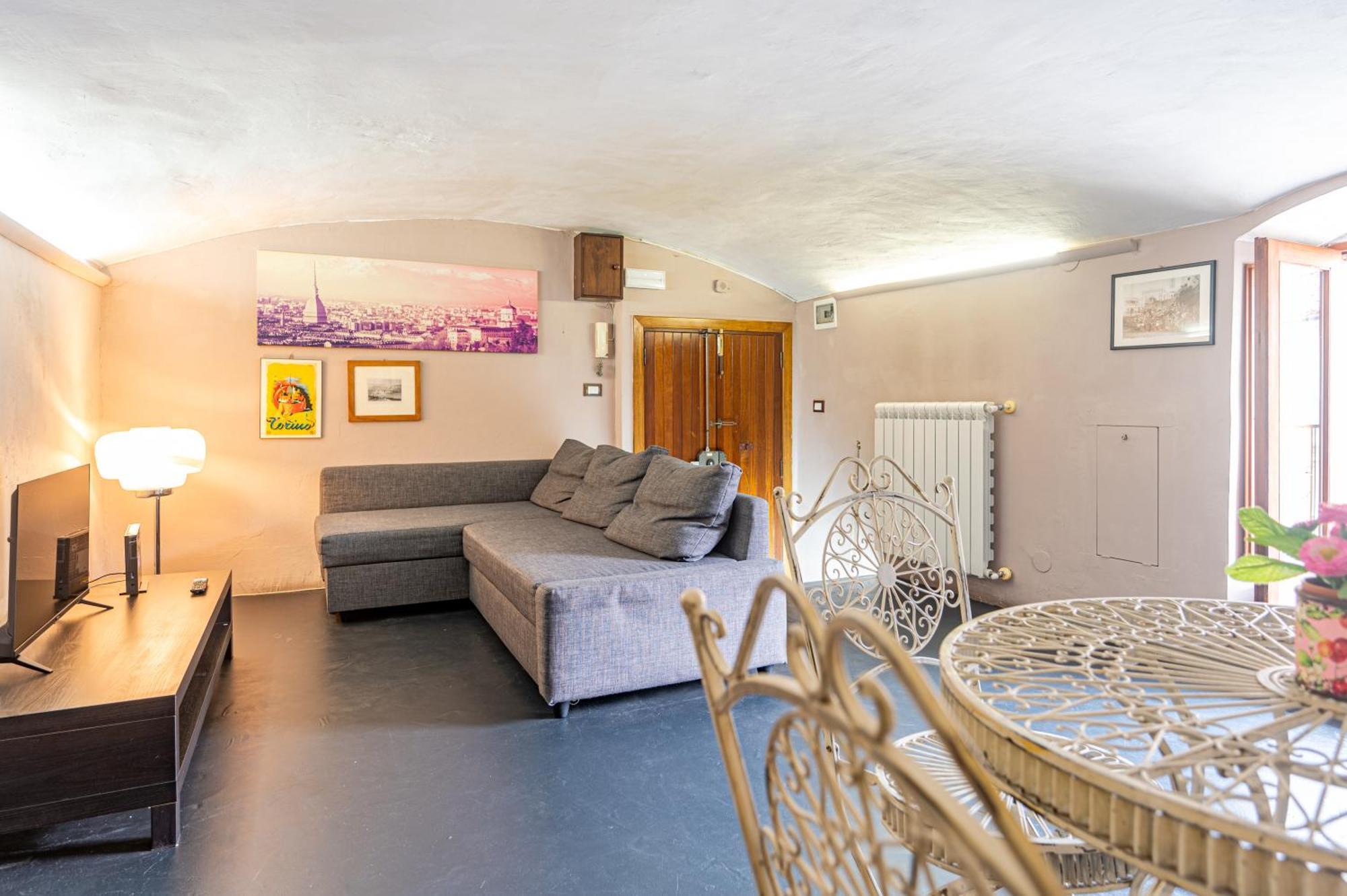 Loft Verga, Cuore E Stile In Centro A Torino 외부 사진
